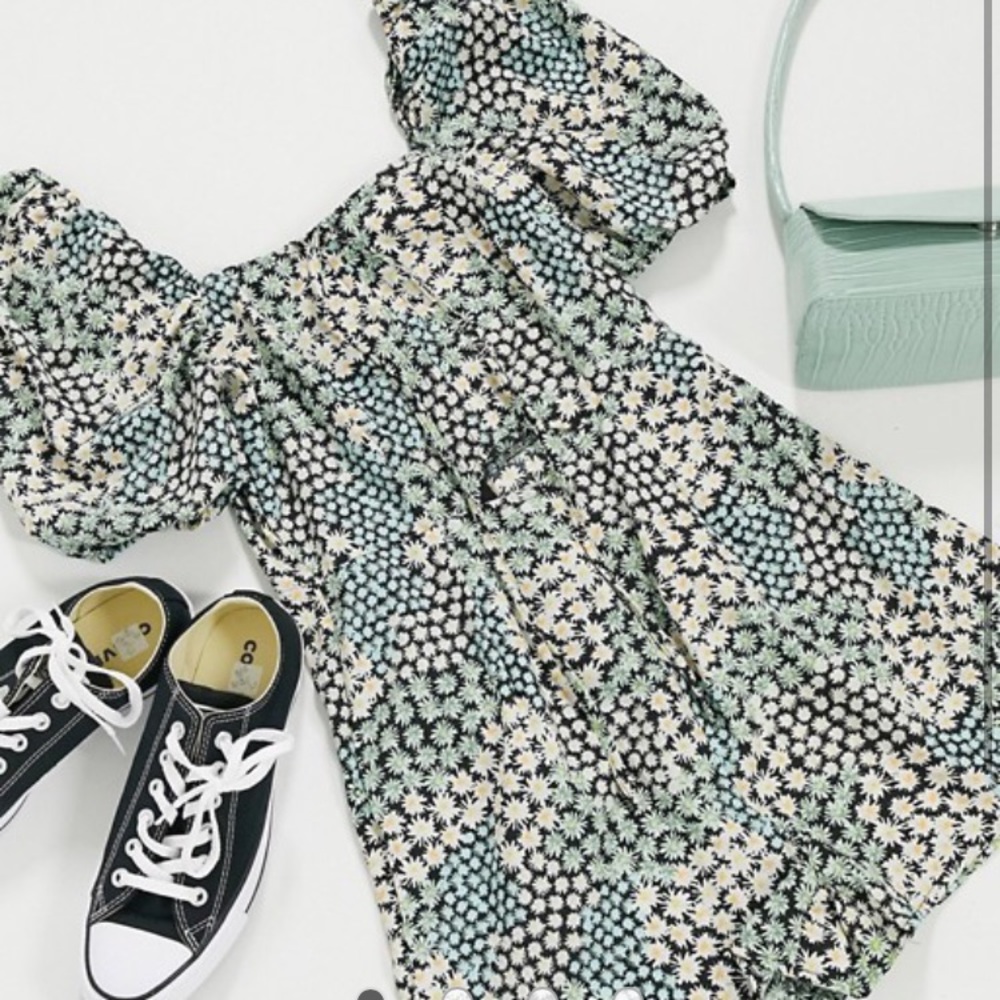 ASOS floral short romper size 8 US NWT